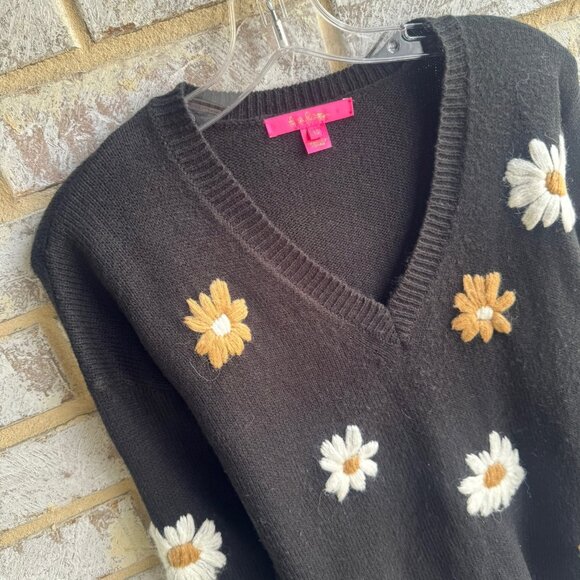 Lilly Pulitzer Black Blooming Long Sleeve Embroidery Floral Sweater Size XS. - Picture 5 of 8